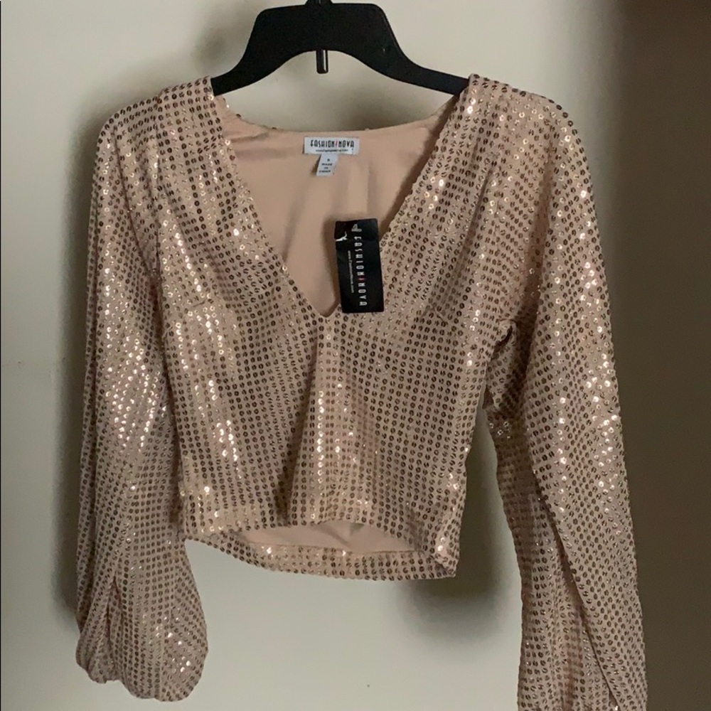 Fashion Nova BRAND NEW GOLD CROP TOP